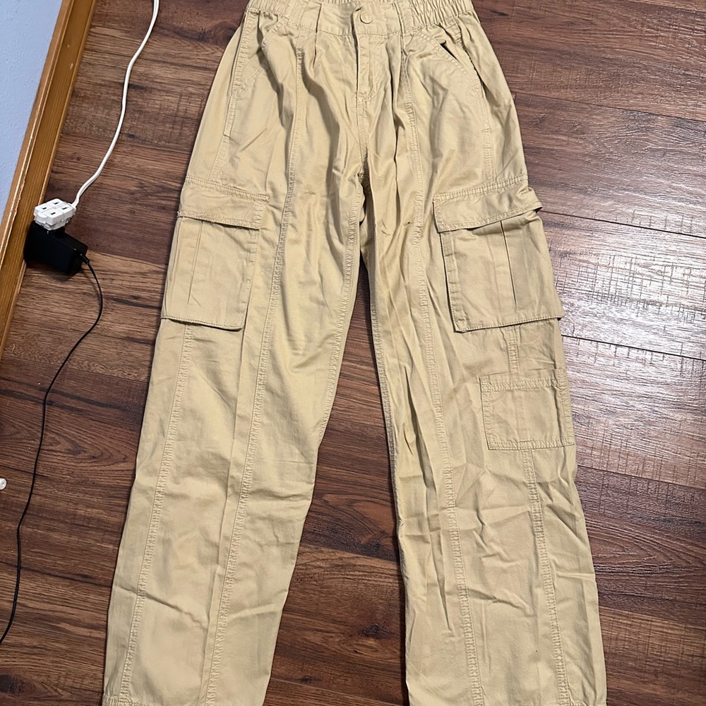 Baggy cargo